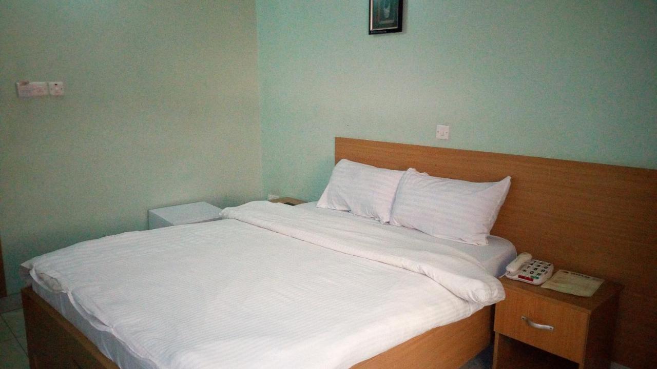 Mataan Hotel And Suites Ibadan Exterior foto