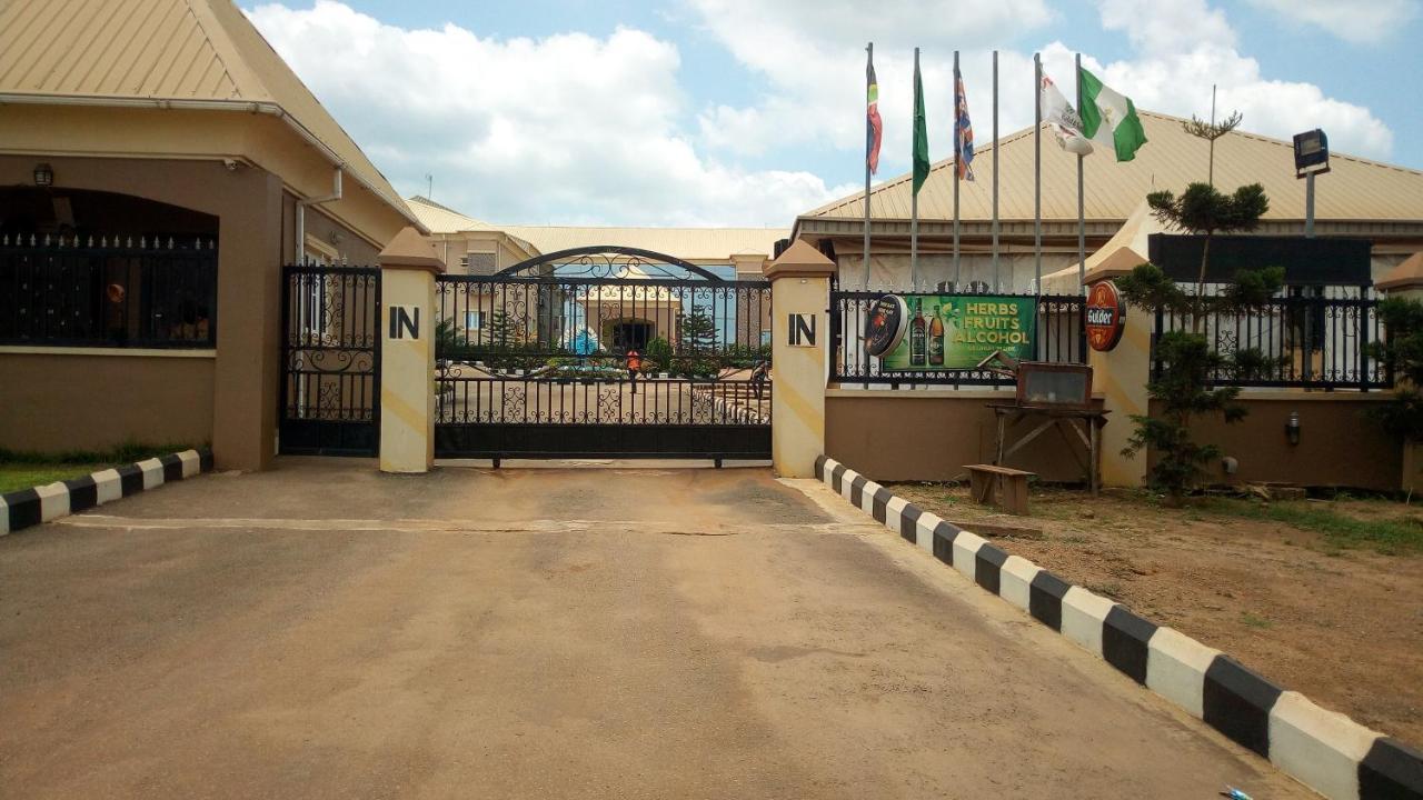 Mataan Hotel And Suites Ibadan Exterior foto